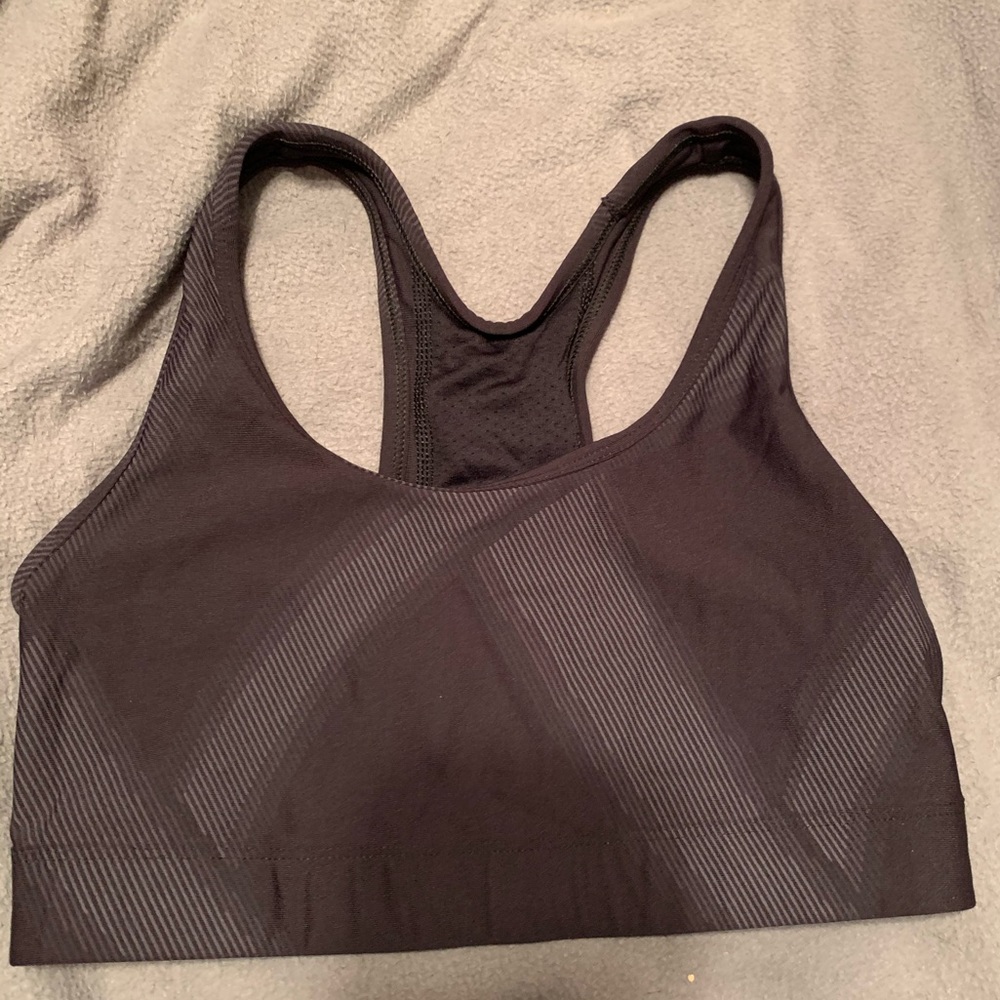 NWOT Champion Reversible Sports Bra Sz M